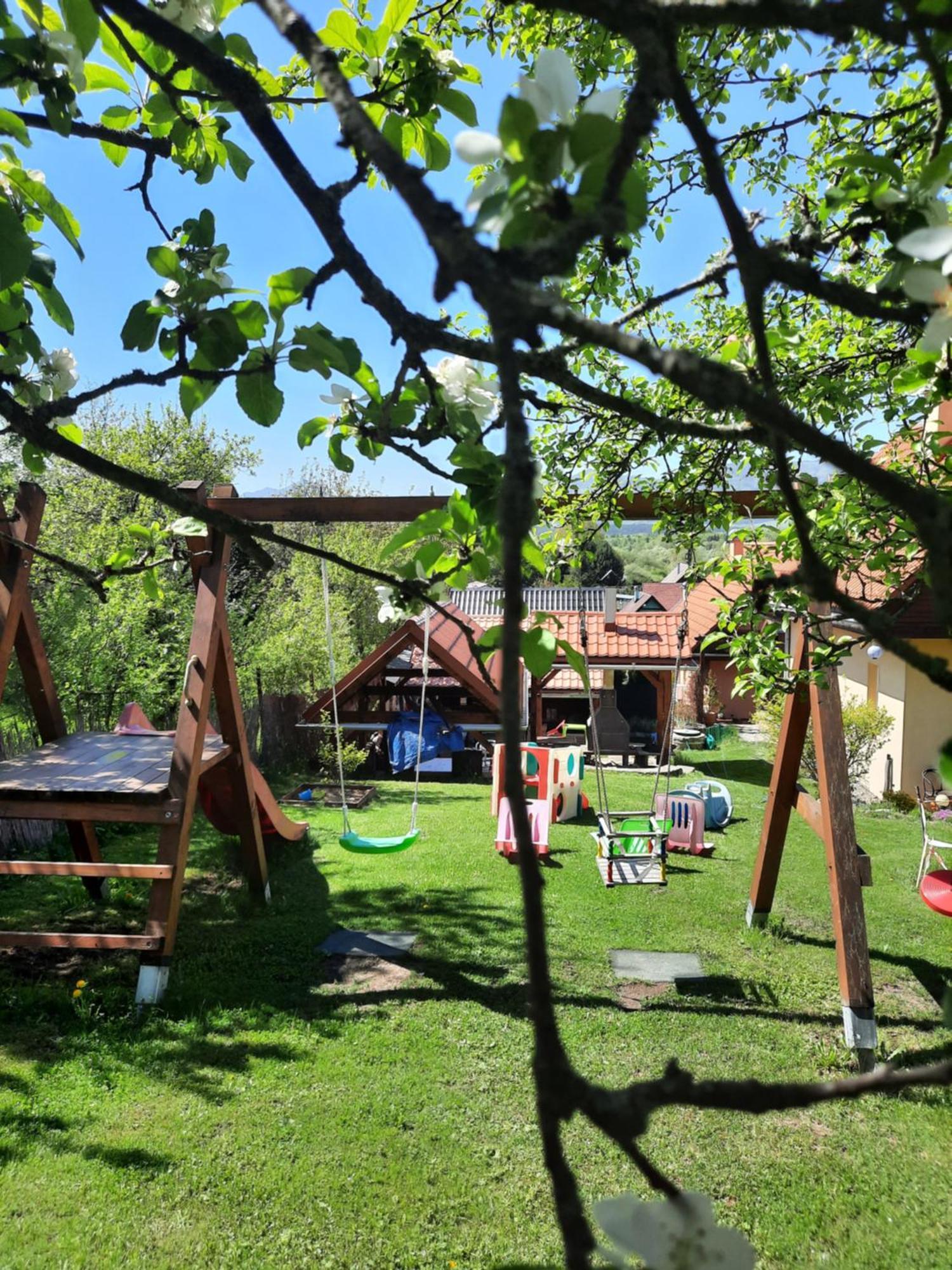 Domceky Holiday Liptovský Trnovec Екстериор снимка